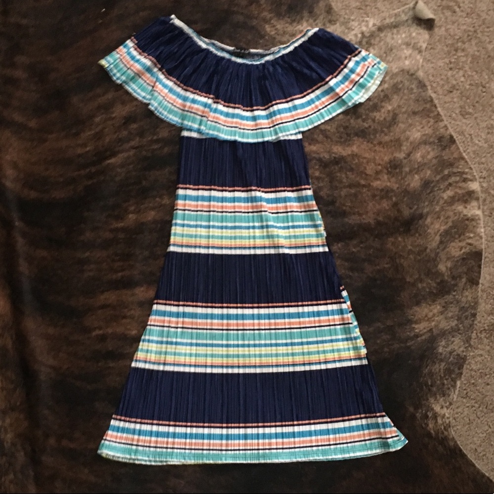 Off the shoulder dress 2 for $18🎉